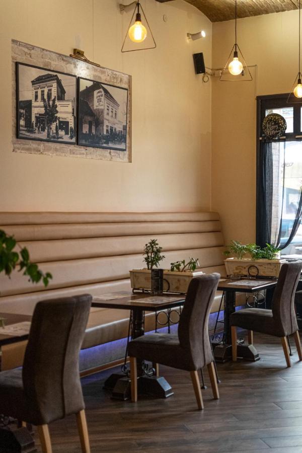 Tabacco Rooms Obrenovac  ภายนอก รูปภาพ